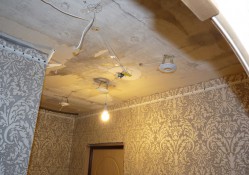 монтаж каркасов под потолочные светильники в прихожей на потолке